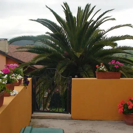 Мини-отель Posada Las Tres Mentiras De Santillana Del Mar 2*