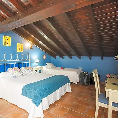 Posada Las Tres Mentiras De Santillana Del Mar Viveda