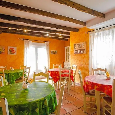Posada Las Tres Mentiras De Santillana Del Mar 2*