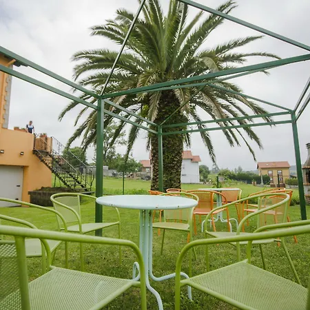 Posada Las Tres Mentiras De Santillana Del Mar Inn