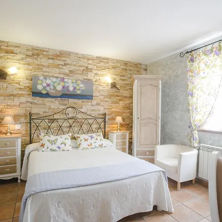 Inn Posada Las Tres Mentiras De Santillana Del Mar Viveda