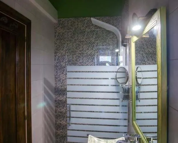 Tres Mentiras De Santillana Del Mar Värdshus