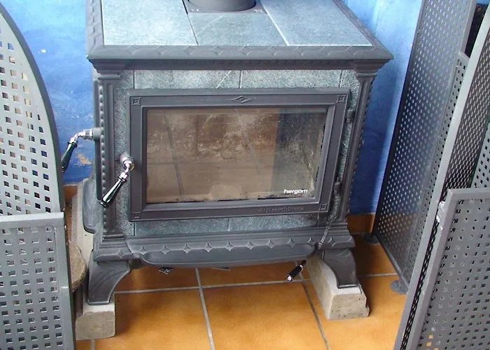 Мини-отель Posada Las Tres Mentiras De Santillana Del Mar 2*