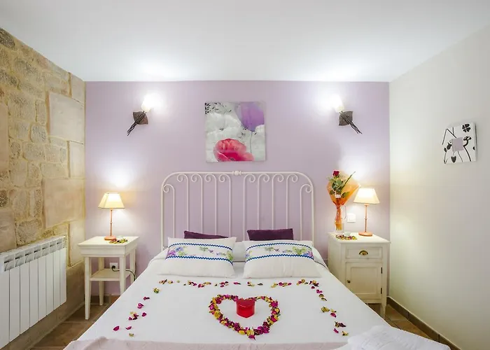 Posada Las Tres Mentiras De Santillana Del Mar 2* Viveda