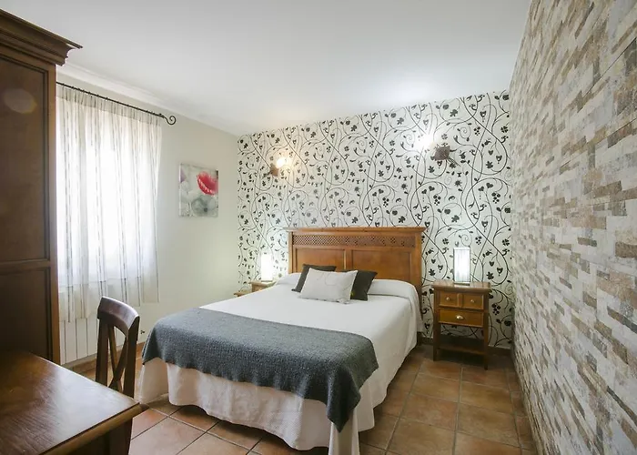 Мини-отель Posada Las Tres Mentiras De Santillana Del Mar Viveda