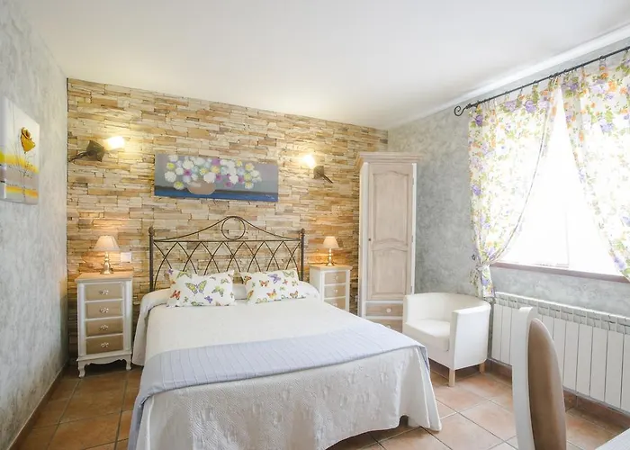 Мини-отель Posada Las Tres Mentiras De Santillana Del Mar Viveda