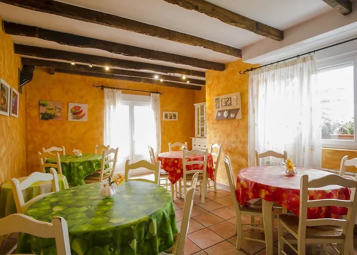 Posada Las Tres Mentiras De Santillana Del Mar Мини-отель