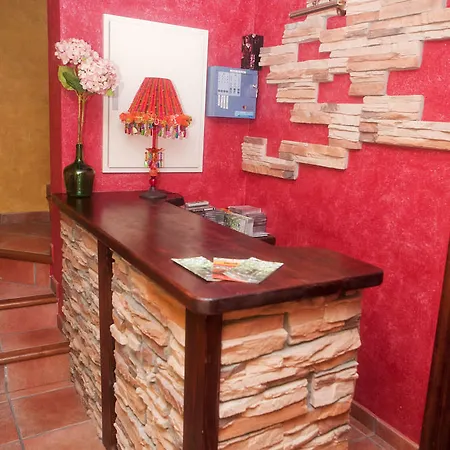 Tres Mentiras De Santillana Del Mar 2* Viveda