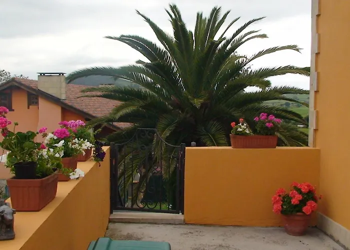 Inn Posada Las Tres Mentiras De Santillana Del Mar 2*