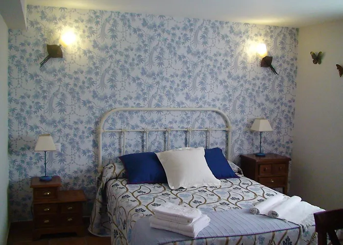 Inn Posada Las Tres Mentiras De Santillana Del Mar 2*